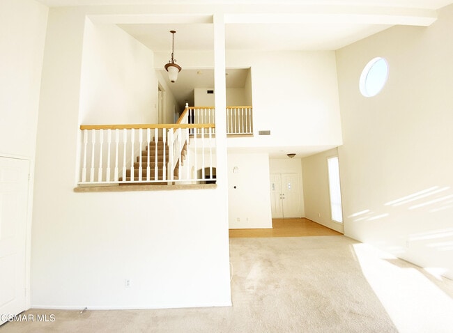 Building Photo - 1420 Sapphire Dragon St