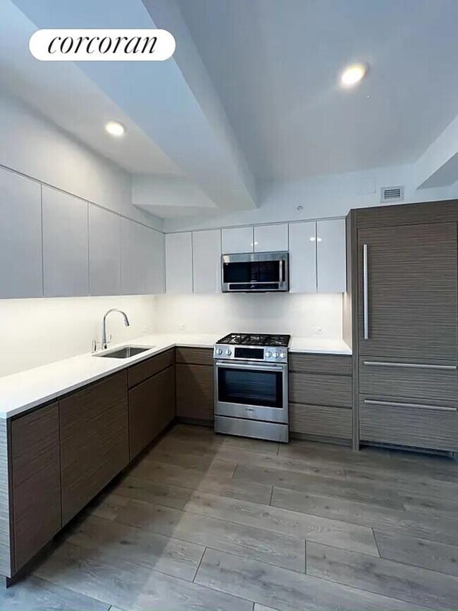 Foto del edificio - 128 Columbia Heights