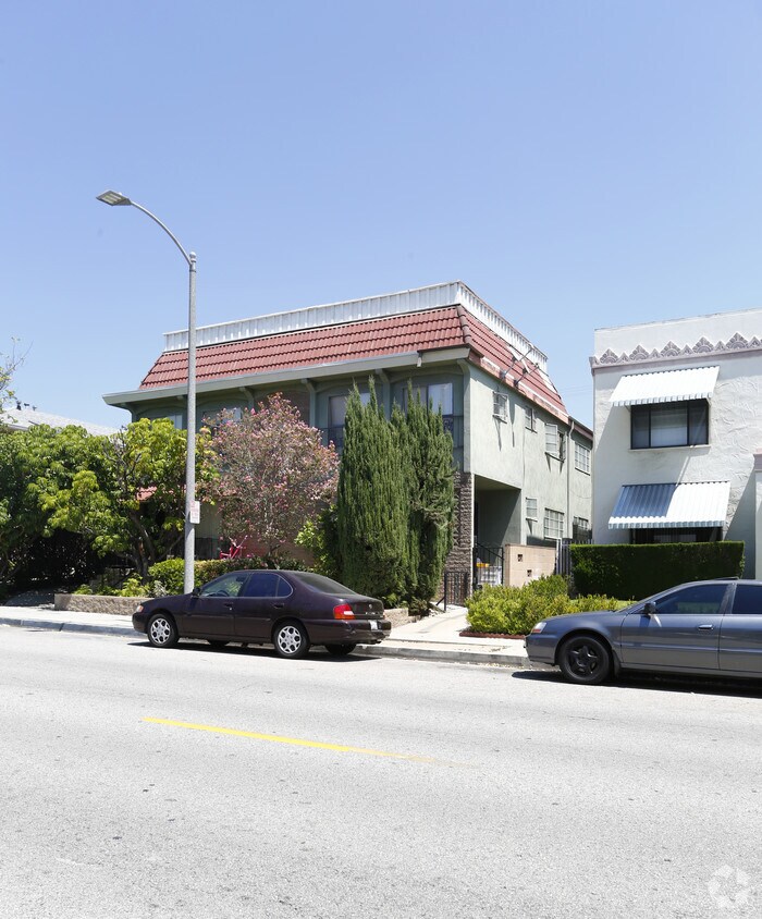 Primary Photo - 228 N Jackson St