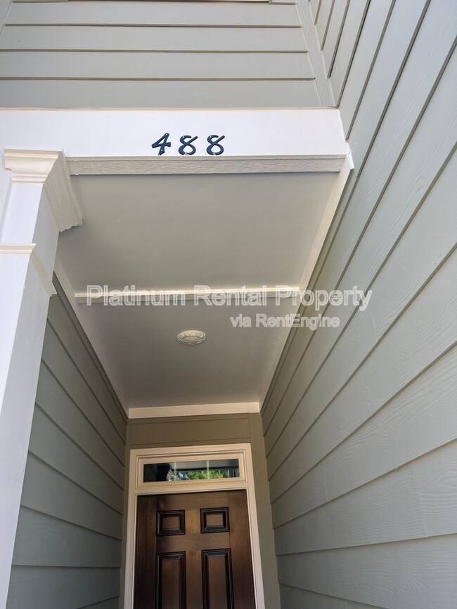 Building Photo - 488 Stoneybrook Dr