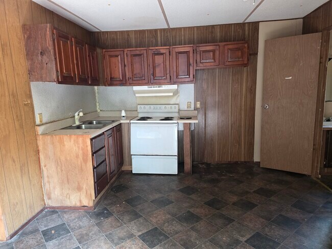 Foto del edificio - 4502 E Old Marion Hwy