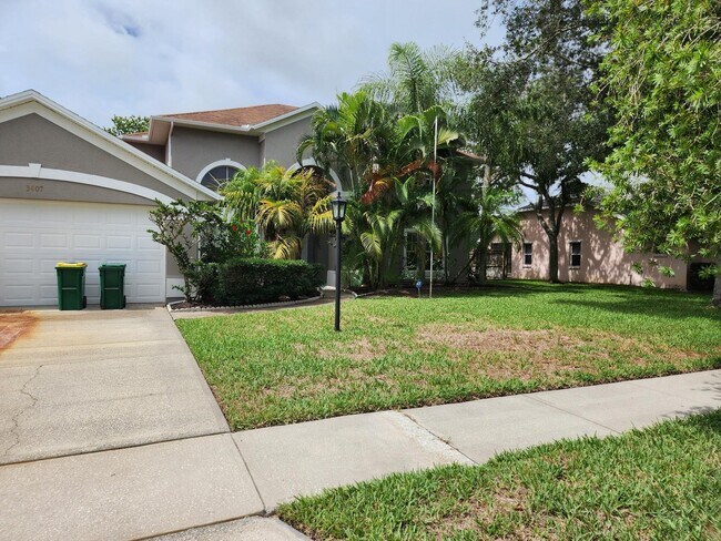Foto del edificio - 3407 Fort Nelson Ln