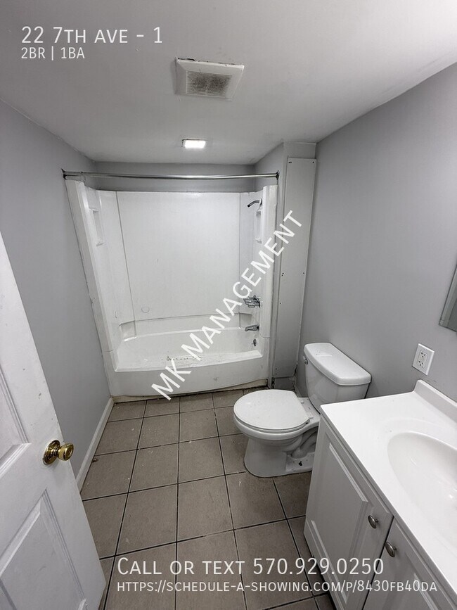 Foto del edificio - 22 7th Ave