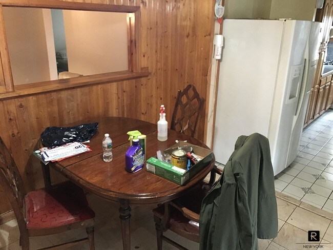 Foto del edificio - 145-60 225th Street