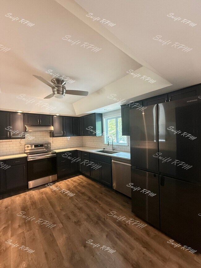 Foto del edificio - 1626 E Sheridan Bridge Ln