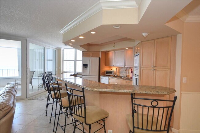 Building Photo - 1340 S Ocean Blvd