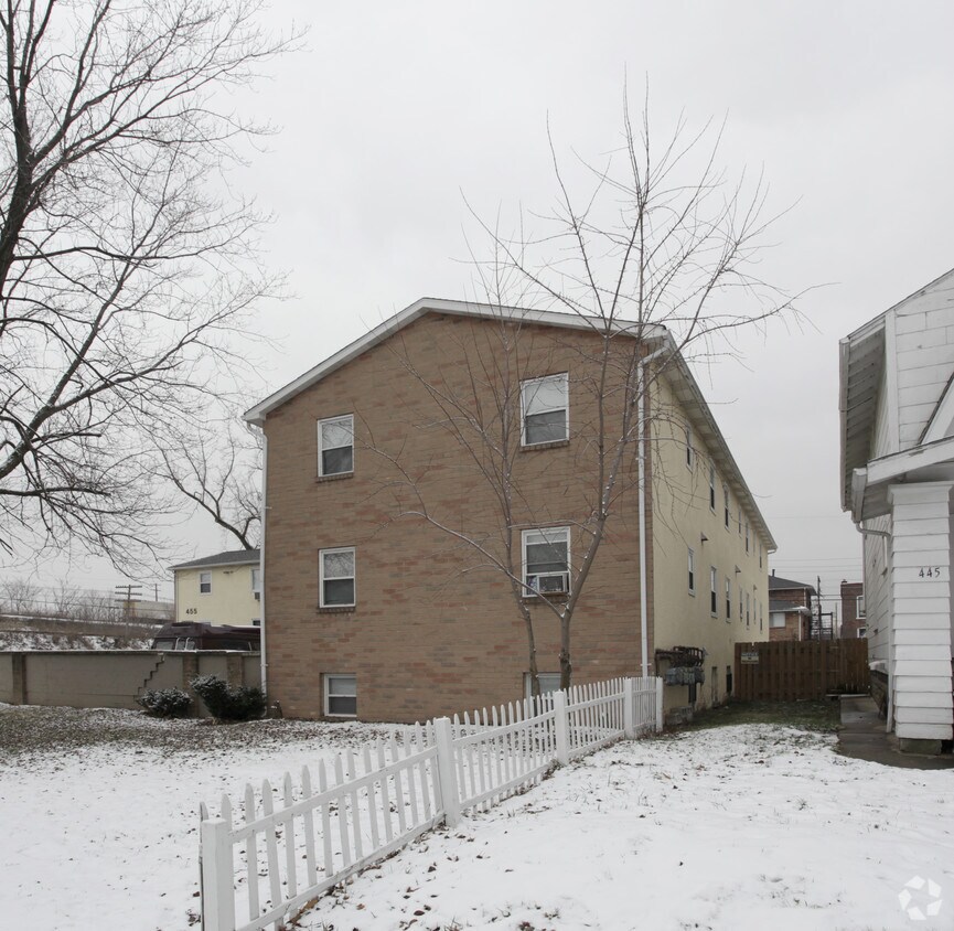 Foto del edificio - 447 E 18th Ave