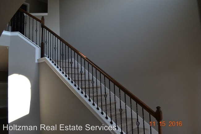 Foto del edificio - 5 br, 3 bath House - 955 Oak Crest