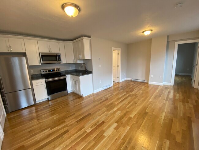 Building Photo - 81 Germain Ave