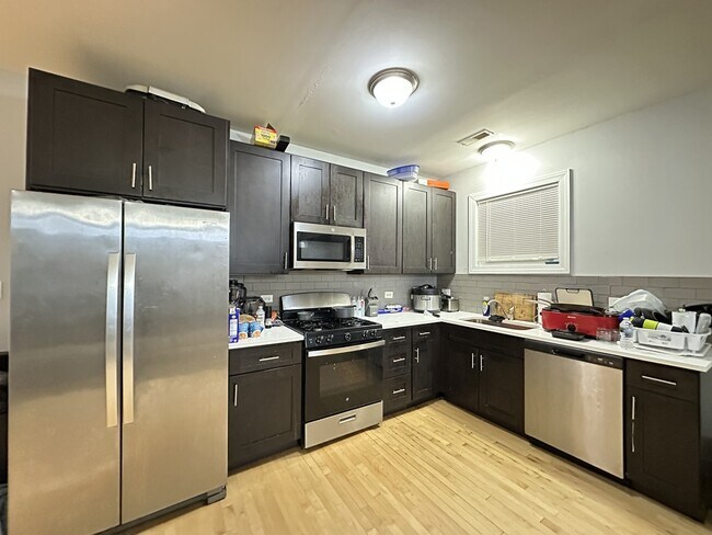 Foto del edificio - 364 N Hamlin Ave