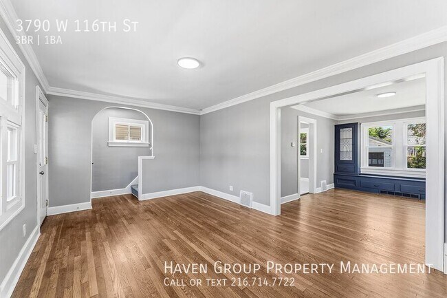 Foto del edificio - 3790 W 116th St