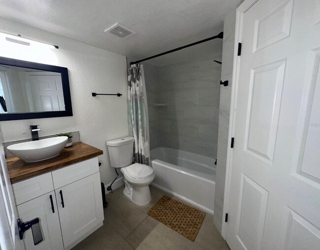 Foto del edificio - 2216 Grand Cayman Ct