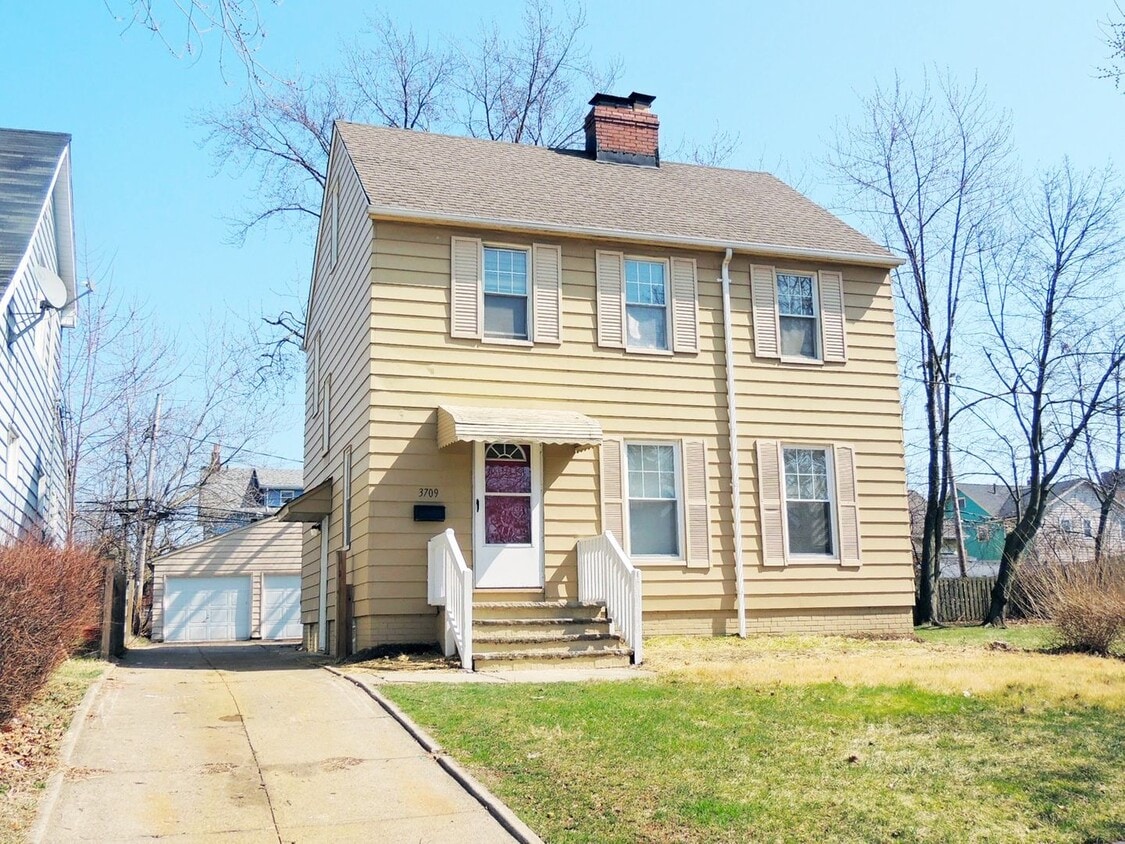 3709 Chelton Rd, Shaker Heights, OH 44120 House Rental in Shaker