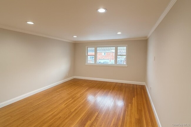 Foto del edificio - 195 Meagher Ave