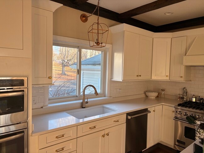 Kitchen - 9 Winthrop St