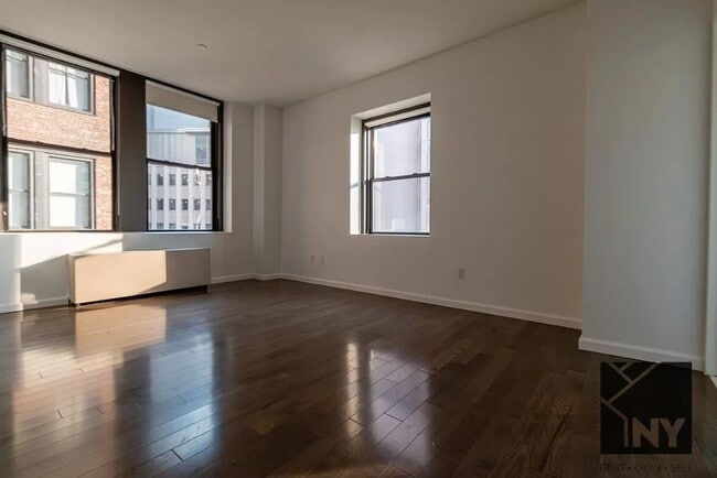 Building Photo - 15 Park Row