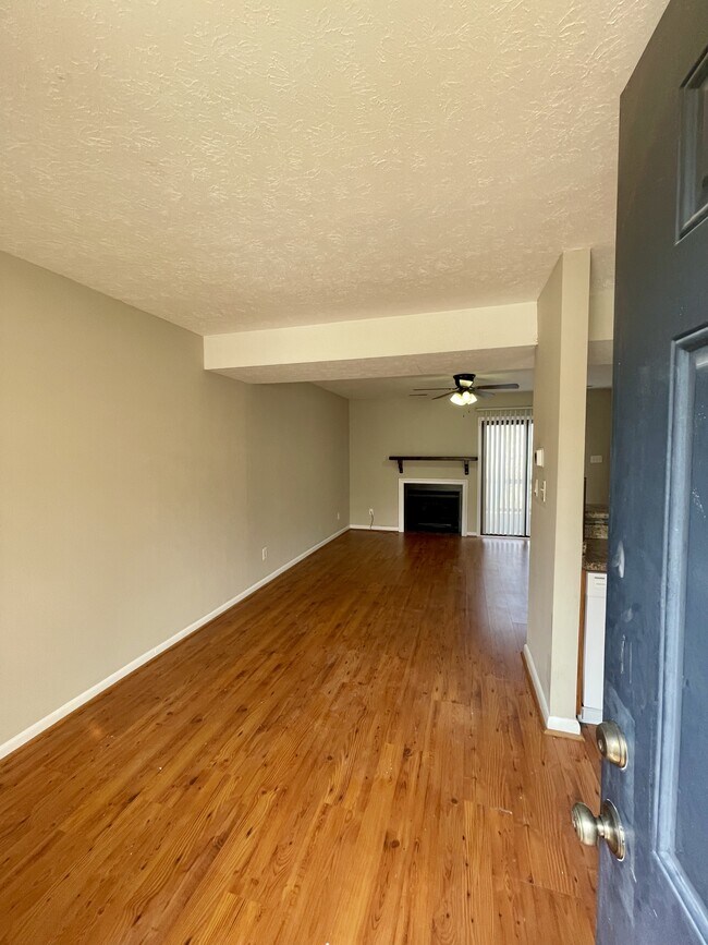 Foto del edificio - 1416 Tenbury Dr