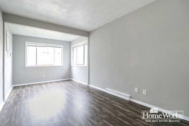 Building Photo - 1110 Chalfant St