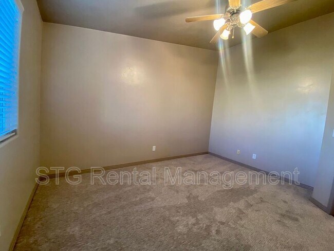Building Photo - 1630 E 2450 S St