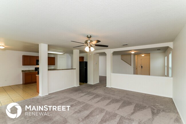 Building Photo - 13019 Strada Privata