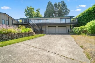 Building Photo - 1507 Nisqually St