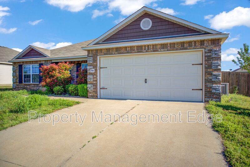 Foto principal - 2708 W El Dorado St