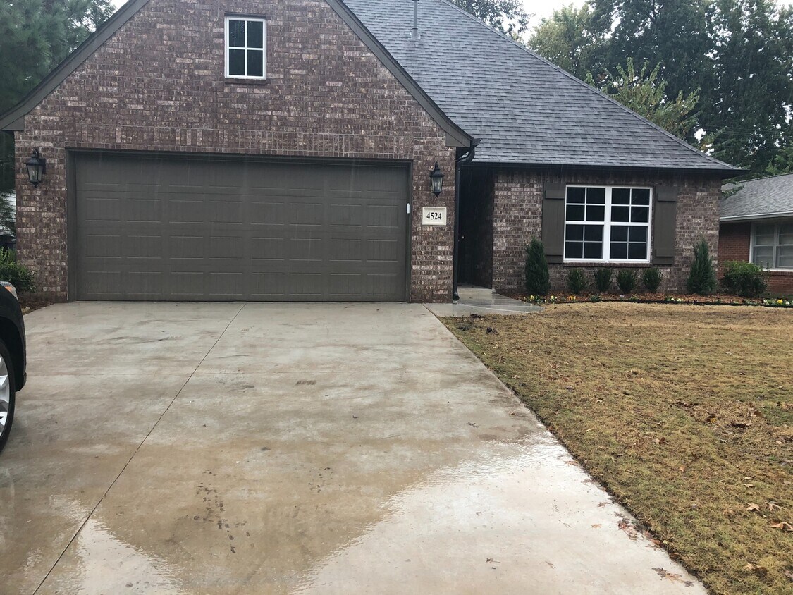 Foto principal - New Construction In Midtown, Built In 2019!