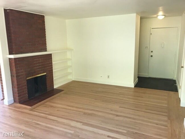 Building Photo - 3 br, 1.5 bath House - 3125 Mount Diablo St