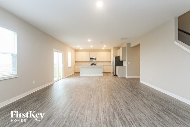 Building Photo - 2392 S Carlota Dr