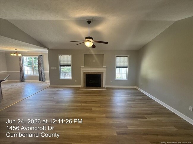 Building Photo - 1456 Avoncroft Dr