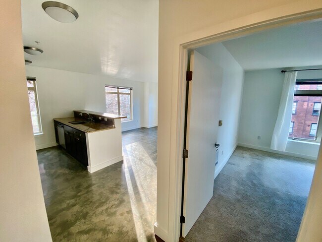 Foto del edificio - 1610 Belmont Ave