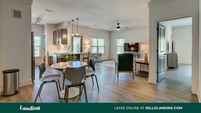 Building Photo - 2028 Presidio Vista Dr