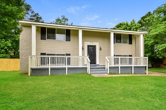 Foto del edificio - 4521 Tammy Ln