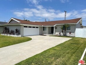 Building Photo - 5421 Hendricksen Dr