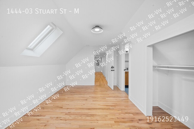 Building Photo - 1444 Stuart St