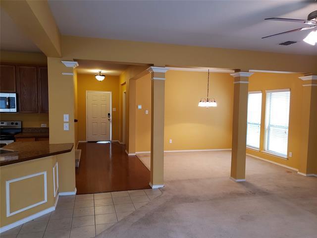 Foto del edificio - 9004 Brook Hill Ln