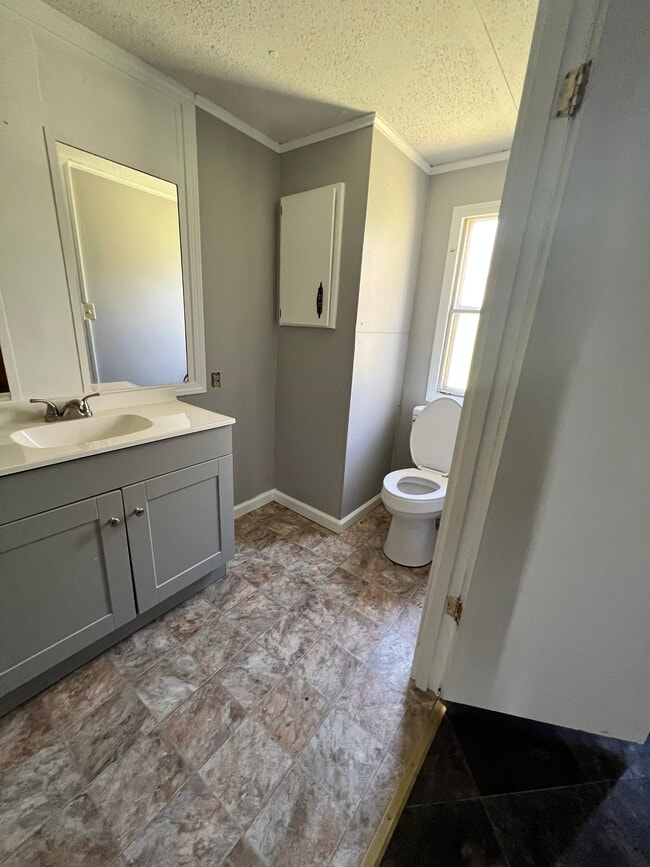 Building Photo - 5942 MS-4