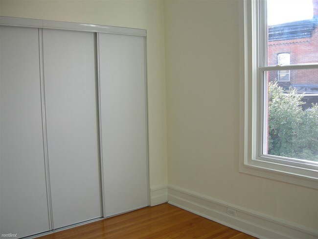 Foto del edificio - 841 N 24th St