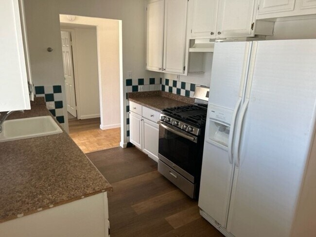 Foto del edificio - House:  3 Bedroom / 1 Bathroom - North Highlands