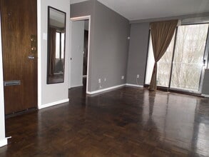Building Photo - 1219 Harwood St