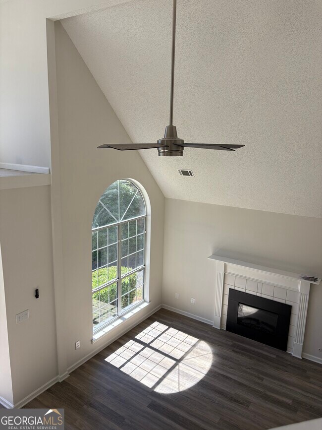 Building Photo - 95 Prestwick Ln