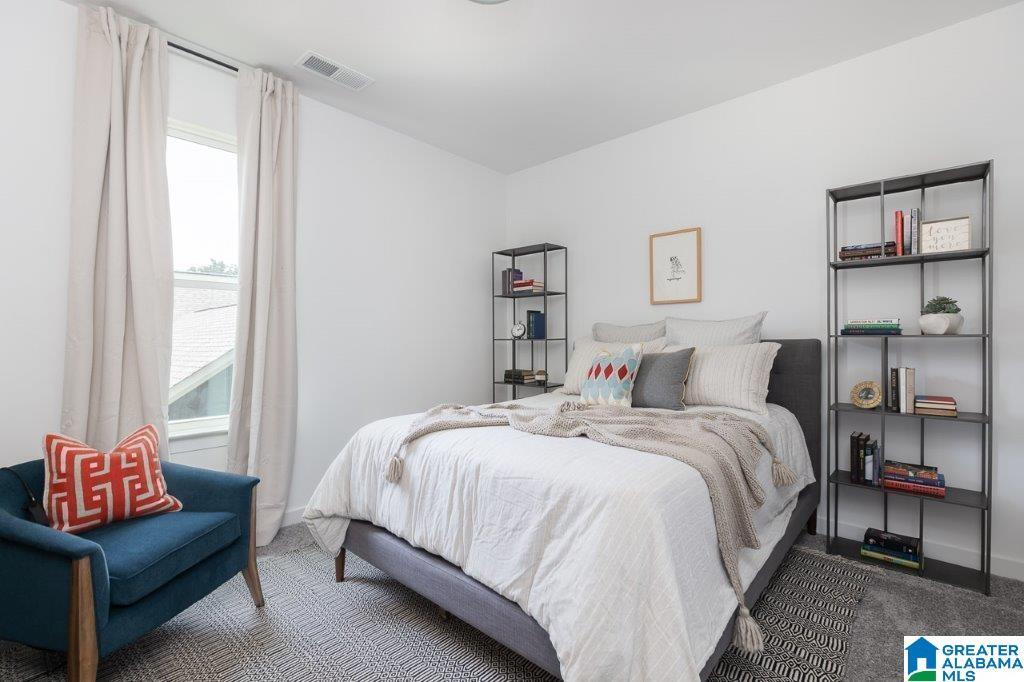 Foto del edificio - 1714 MEERSTONE Ln