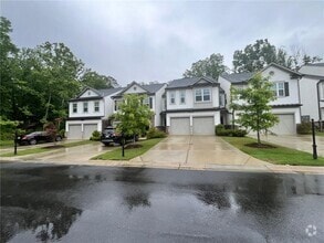 Building Photo - 5960 Lyon St