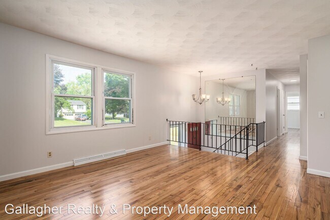 Foto del edificio - 4 br, 2.5 bath House - 106 Hillary Dr
