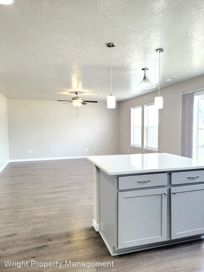 Foto del edificio - 3 br, 2.5 bath House - 3427 S Cape Coral Ave