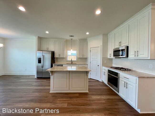 Building Photo - 4 br, 3 bath House - 14342 Wally Way