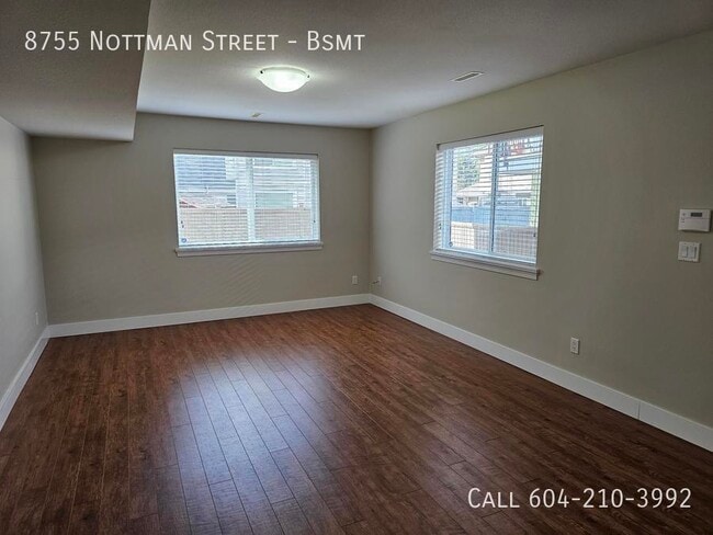 Building Photo - Spacious Above Ground Suite + Office