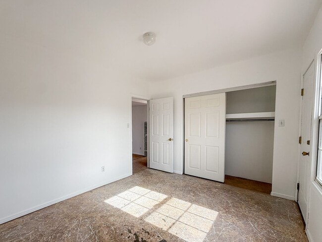 Building Photo - 29 Palms home in desired Indian Cove neigh...