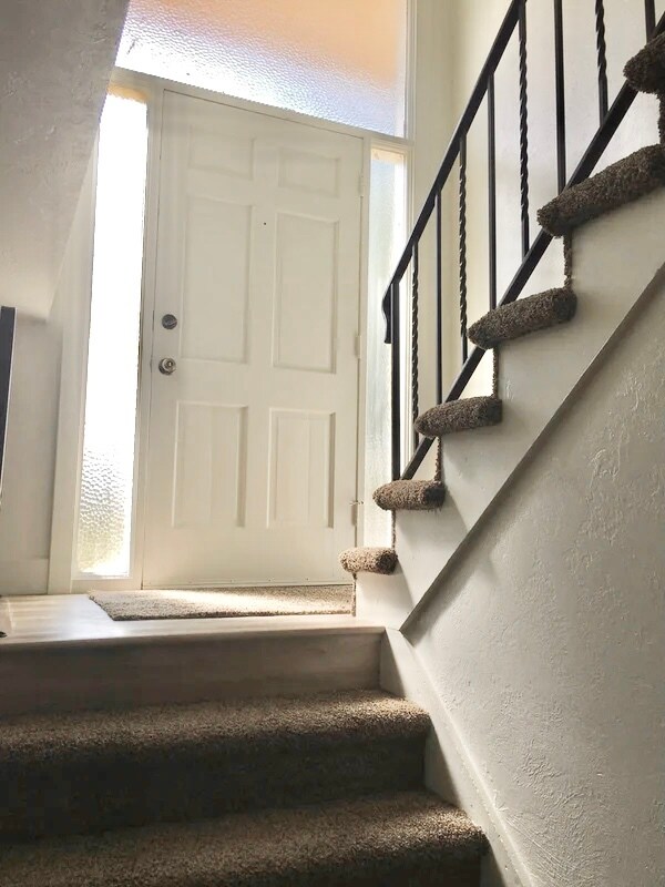 Entry - 1752 South 750 East