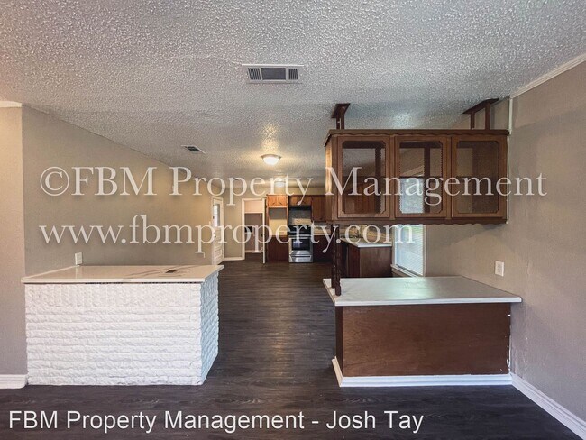 Building Photo - 4 br, 2 bath House - 319 McEntire Rd